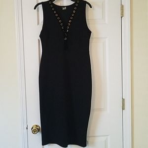 Ringhole Black Dress